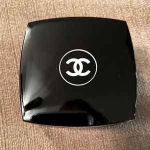 Chanel LeLift jar